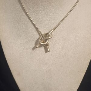 Chic Silver Knot Necklace